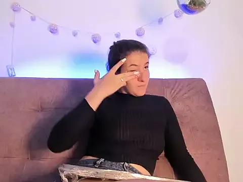 katalella_brown1 from StripChat