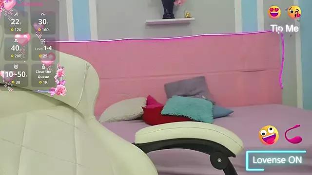Katalina_red from StripChat