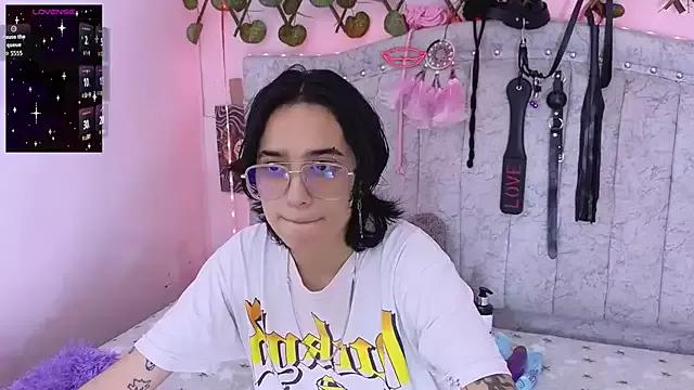 katalinathxandbritney1 from StripChat