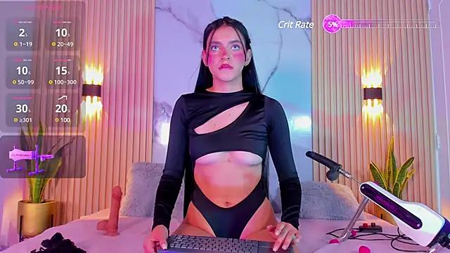 Discover our girls online shows and discover the company of countless livestreamers, with stunning shapes, sex toys and more.
