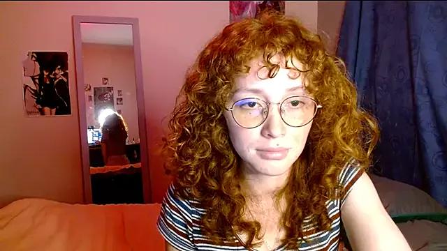 KateAvocate from StripChat is Freechat