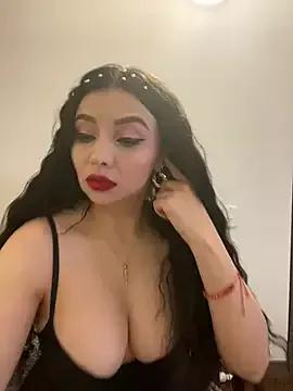 KateDeLatorre from StripChat is Freechat