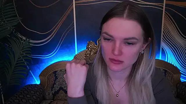 KateSly from StripChat is Freechat