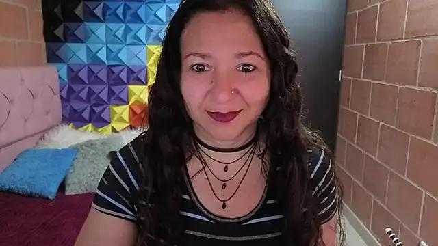 katifoxx from StripChat is Freechat
