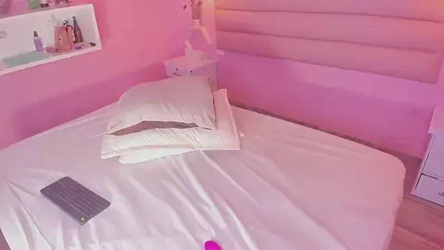 Katta_Gil from StripChat