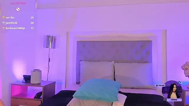 Katte_Hood11 from StripChat