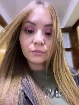 KatteAdams from StripChat