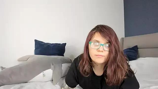 Katty_Kitty9999 from StripChat