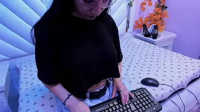 Katty_Queen from StripChat