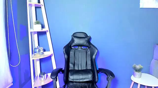 Katty_Roxxx from StripChat