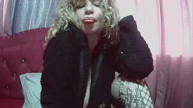 Kattymary from StripChat