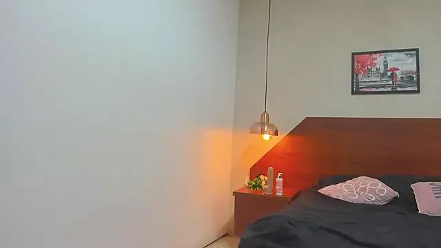Katyrousee from StripChat is Freechat