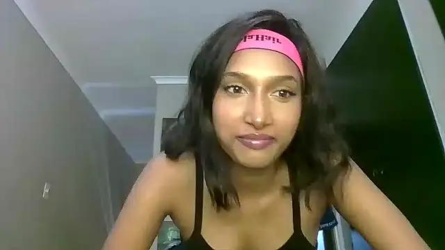 kawaiibabypie1 from StripChat