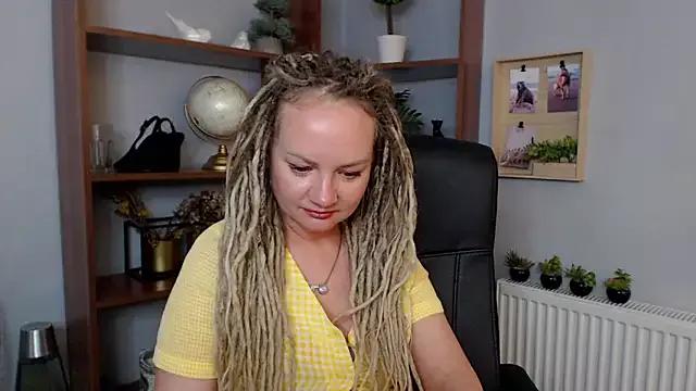 KayaMagic from StripChat