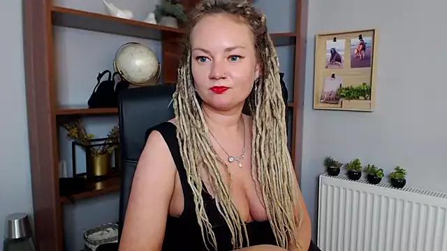 KayaMagic from StripChat