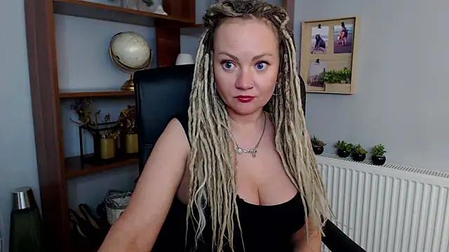 KayaMagic from StripChat