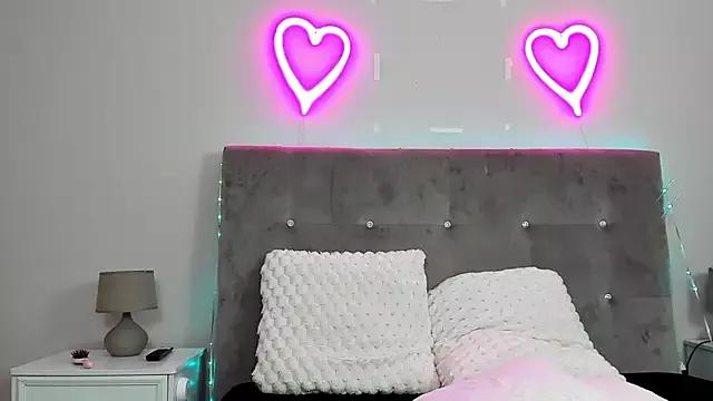 kayladiamond_ from StripChat is Freechat