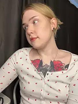 kaylee_weiss from StripChat is Freechat