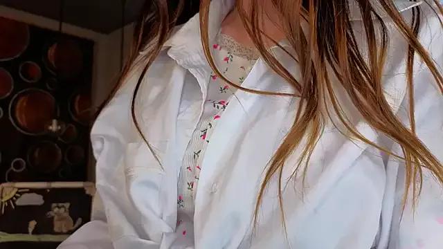 KayleeAgney from StripChat is Freechat