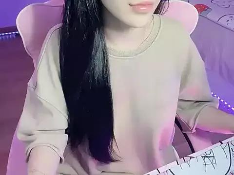 keelinnn19 from StripChat