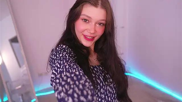 Kelly_Ember from StripChat