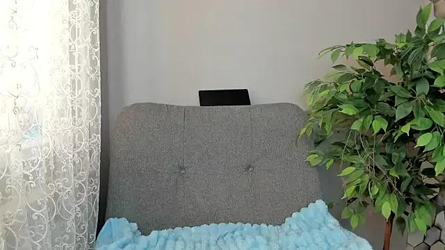 Kelly_Gerzikaa from StripChat