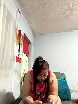 kelly_greys from StripChat is Freechat