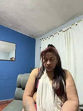 kelly_greys from StripChat