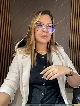 KellyBrooklyn_ from StripChat is Freechat