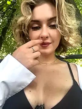 KellyKeler from StripChat