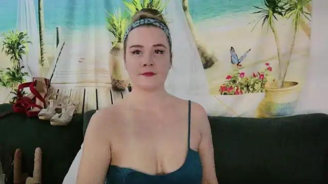 Kellylynn69 from StripChat