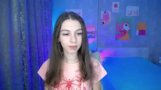 KellyShines from StripChat