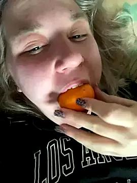 Kemeli008 webcams show profile image 