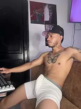 Kenny_zero from StripChat