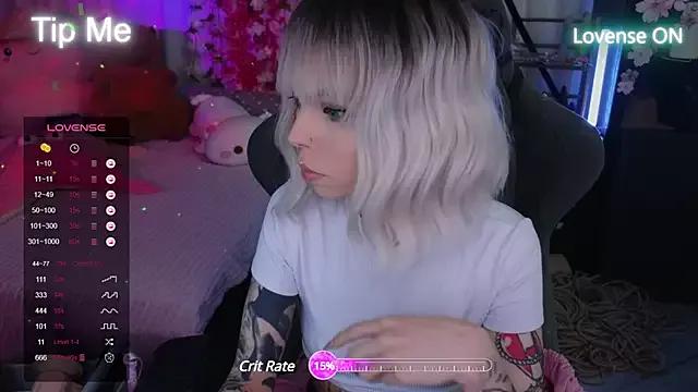 Kerry_Kirk from StripChat