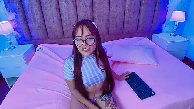 KhloeJohnson from StripChat is Freechat