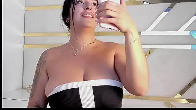 KiimRouse from StripChat