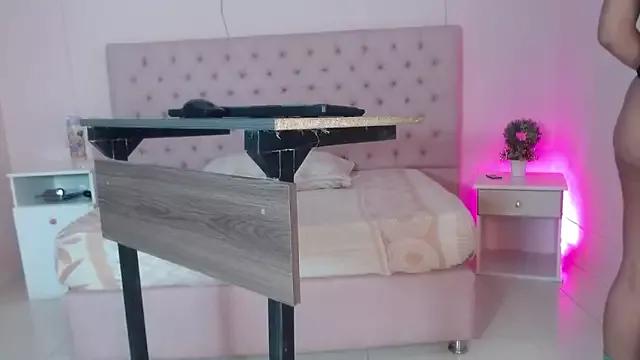 kiity_horny_ from StripChat is Freechat