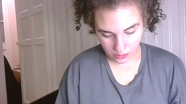Kiki_Catty from StripChat