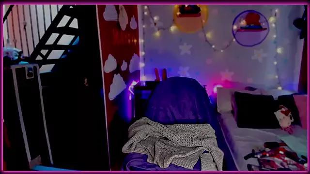 kiki_cavilll from StripChat