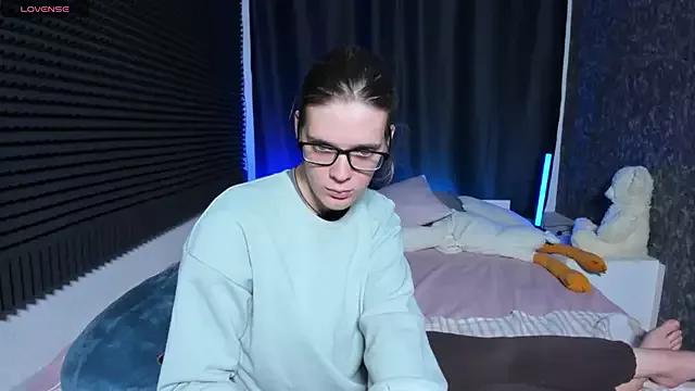 KIKI_Krash from StripChat