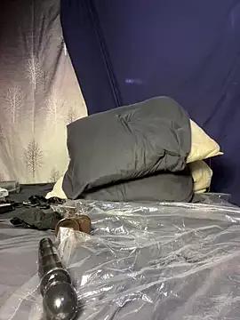 Kikie23 from StripChat