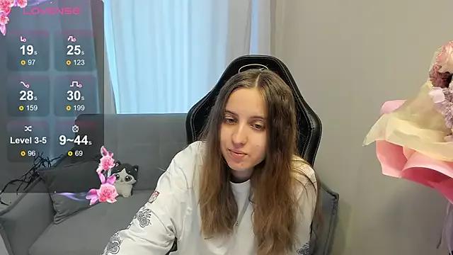 KikiQT1 from StripChat