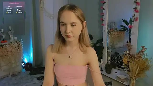 kikishyness from StripChat