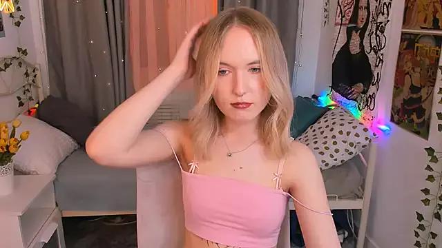 kikishyness from StripChat