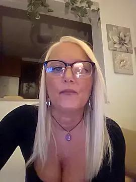 kikkastar from StripChat