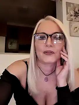 kikkastar from StripChat
