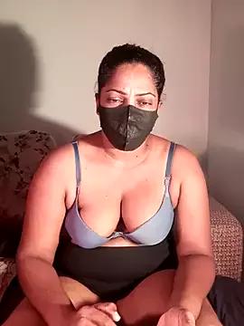 Kim_kardashia24 webcams show profile image 