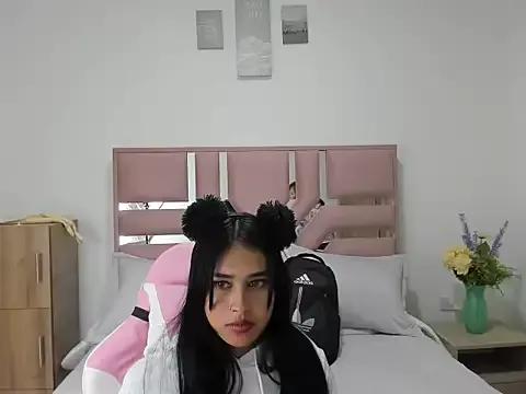 kimberlylohaiza from StripChat is Freechat
