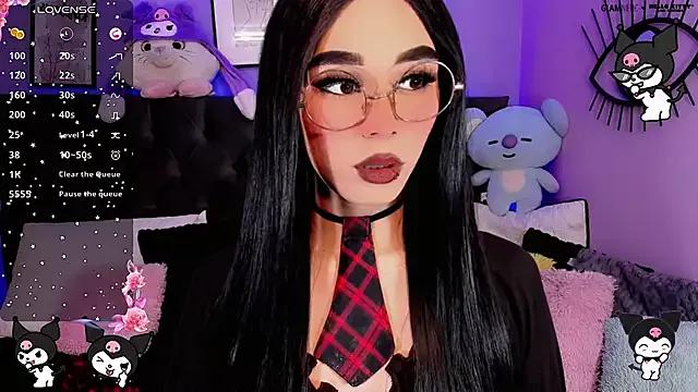 kimMaddiee from StripChat